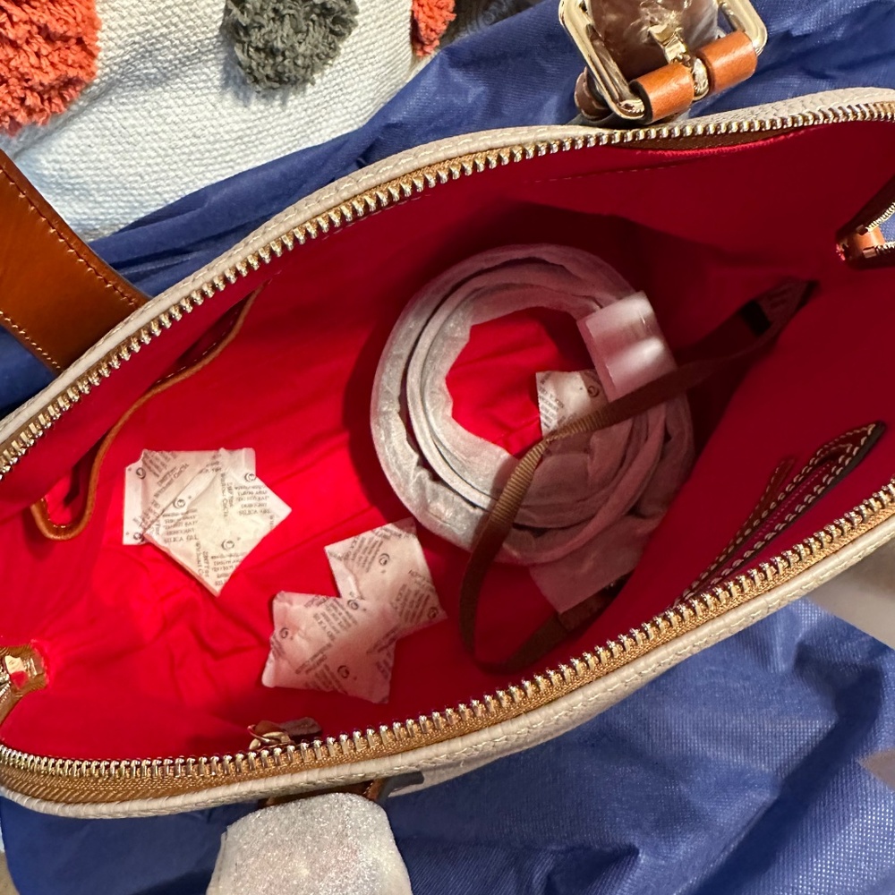 Dooney & Bourke Pebble Grain Small Audrey - Picture 5 of 5